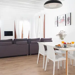 https://apartamento-santa-creu.balearic-islands.net
